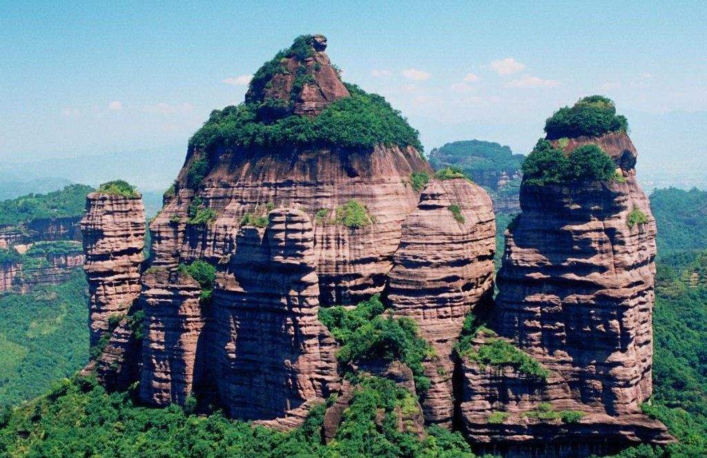 广东省十大高山排名，第二名有“蓬莱仙境”之称