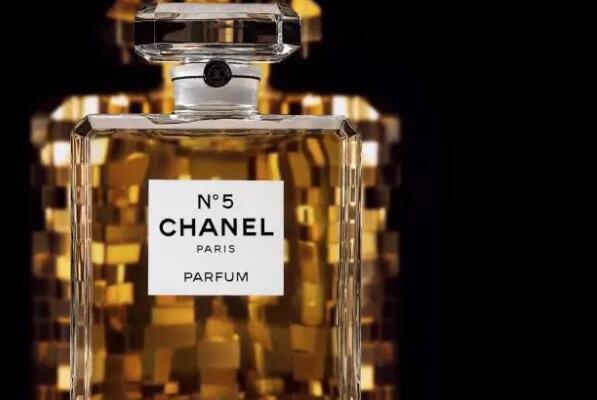 世界十大经典香水系列排名，寄情水上榜，第一是香奈儿王牌香水产品