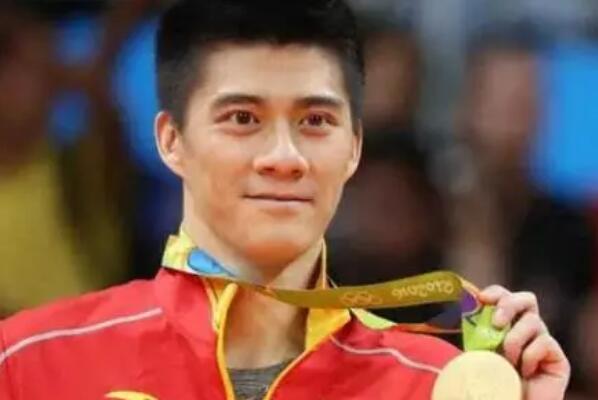 中国十大最帅羽毛球男运动员排行榜， 傅海峰第一，蔡赟上榜