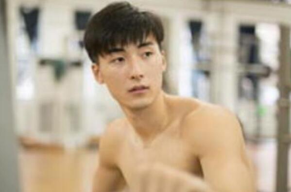 中国十大最帅排球男运动员排名， 于垚辰第一，第八被称为“排球男神”