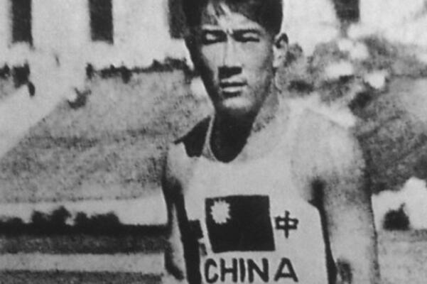 中国体育史的十大重要突破排名，申奥成功上榜，第一是奥运第一人